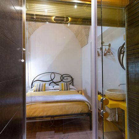 לצ'ה Le Nicchie Luxury Rooms מראה חיצוני תמונה
